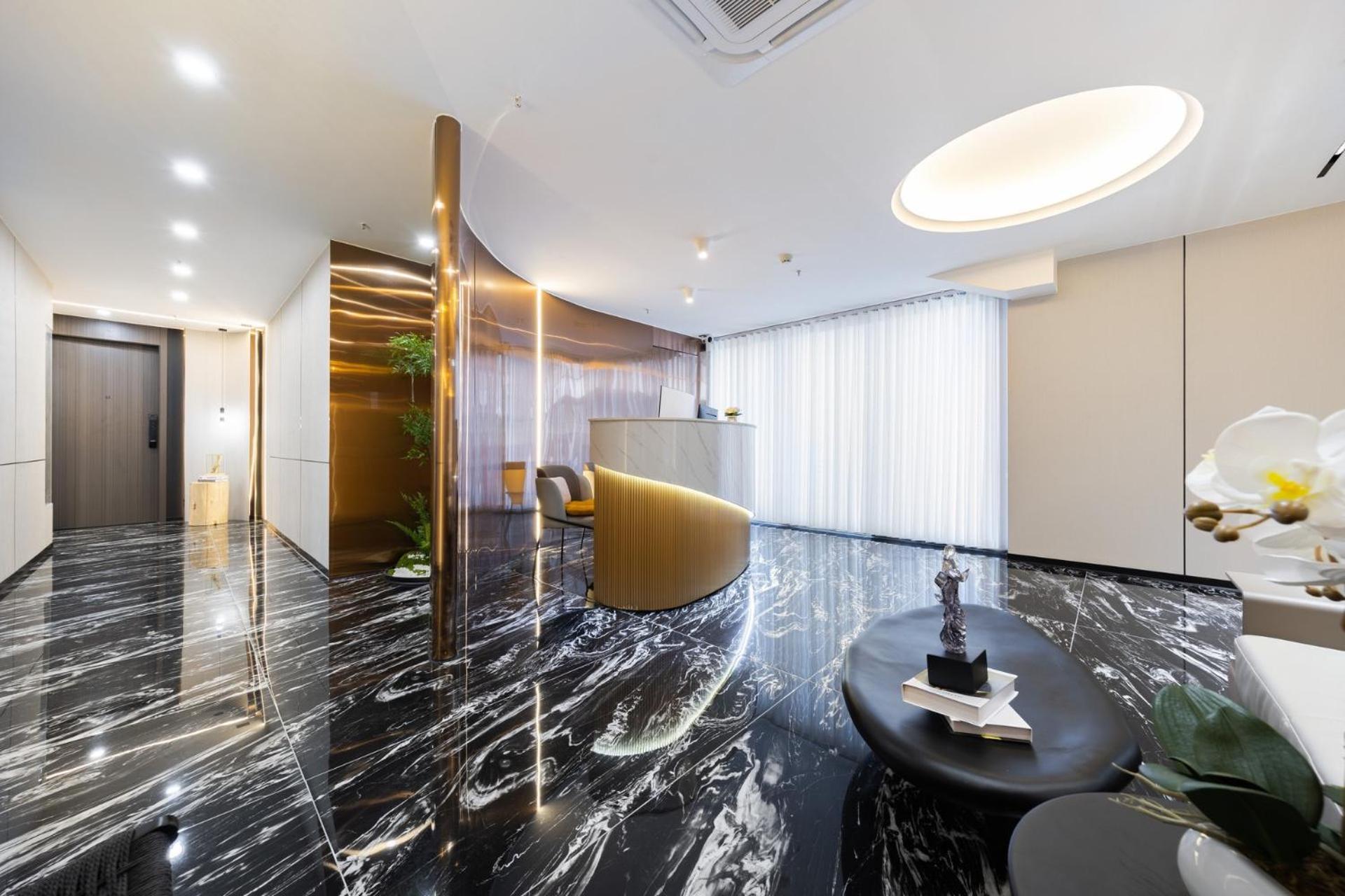 Yun Jin City View Hotel - Guangzhou Taikoo Hui Zhujiang New Town Tianhe Sports Center المظهر الخارجي الصورة